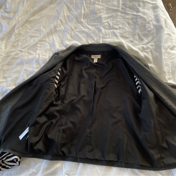 Loft Gray Sporty Blazer - Picture 4 of 8